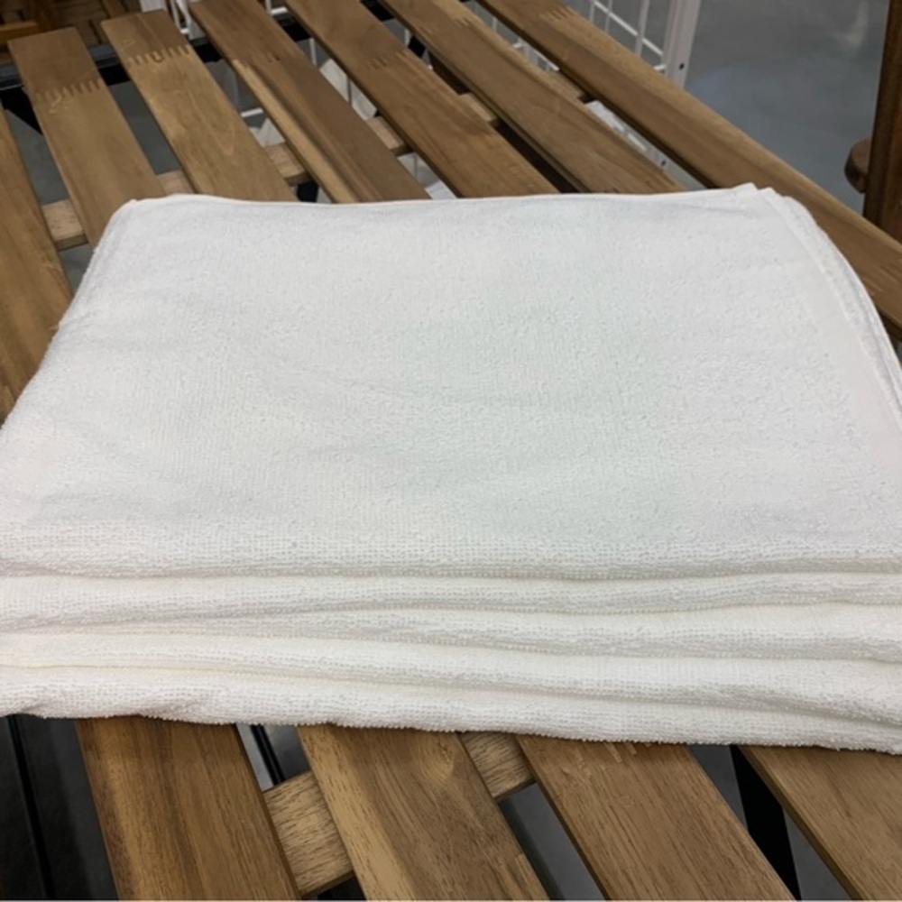 5 piece white ikea bath towels Length: 47 "
Width: 22 " 100% cotton NEW
